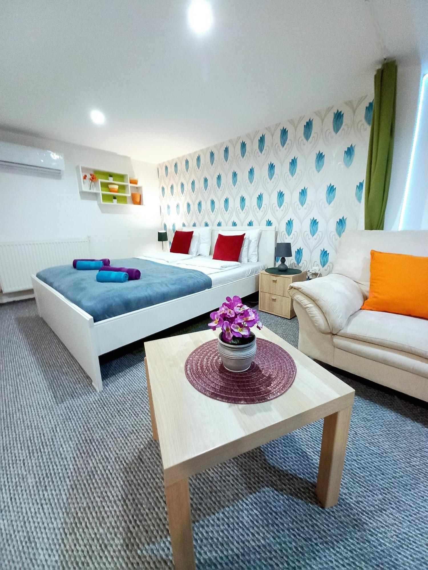 Downtown Acacia Str Apartment Budapest Bagian luar foto