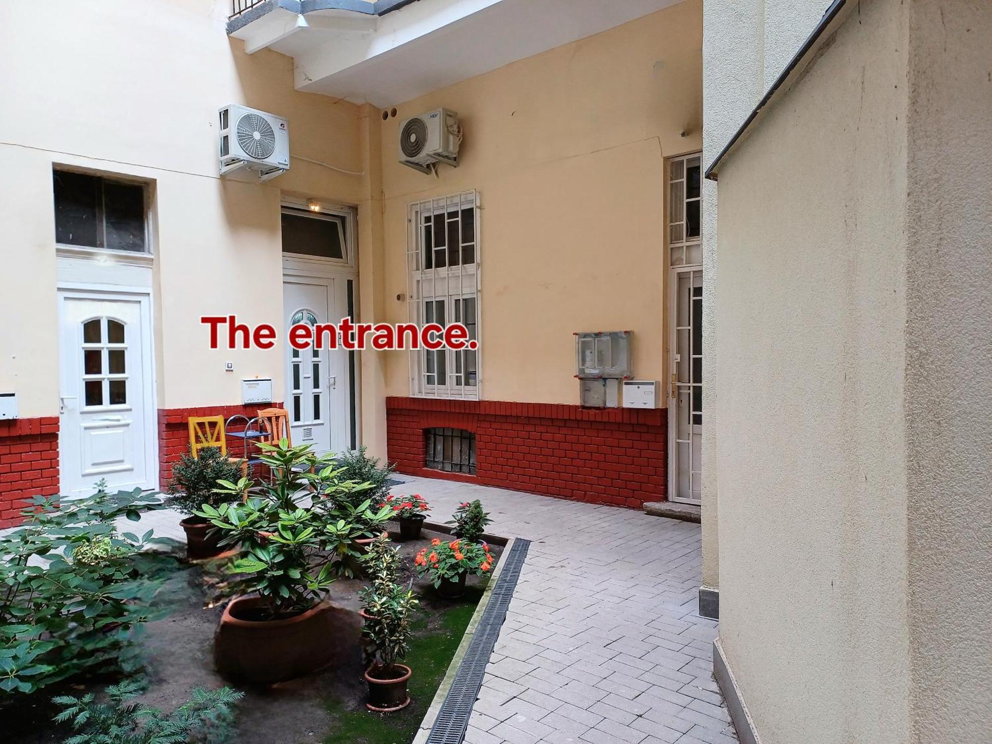 Downtown Acacia Str Apartment Budapest Bagian luar foto