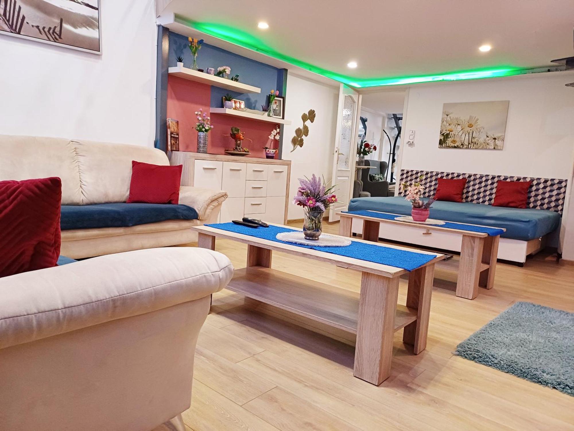 Downtown Acacia Str Apartment Budapest Bagian luar foto